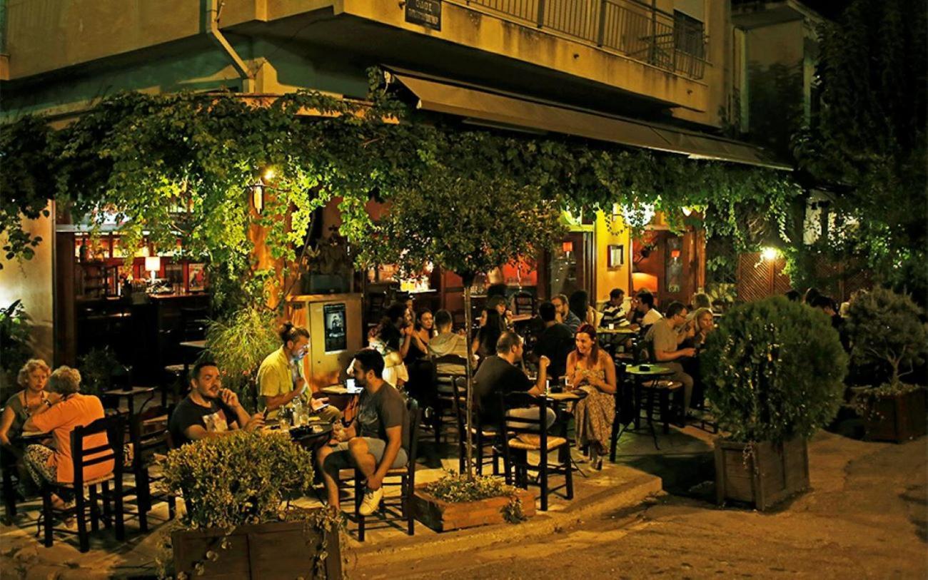 Ilisia Apartment Next To Metro Megaro Mousikis Atenas Exterior foto